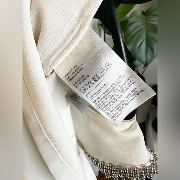 H&M Beaded Sleeveless Blouse - Picture 4 of 7